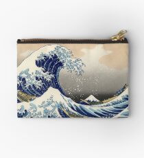 The-Great-Wave-off-Kanagawa Studio Clutch