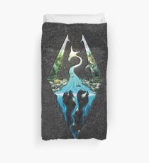 Skyrim Logo - Wald Szene in Granit geprägt Bettbezug