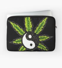 Yin Yang Weed Leaf 420 Life Laptop Sleeve
