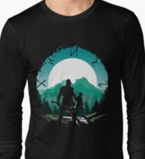 Kratos and son Long Sleeve T-Shirt