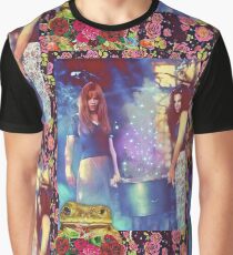 Witches, toads, roses and spells, oh my Graphic T-Shirt