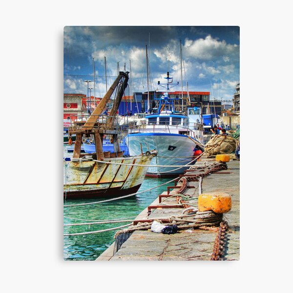 Barche ormeggiate al porto Canvas Print