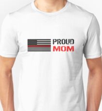 Firefighter: Proud Mom Unisex T-Shirt