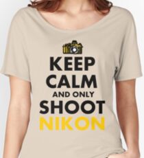Behalten Sie Ruhe und schießen Sie nur Nikon Loose Fit T-Shirt