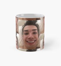 James Charles ist ein Dummkopf Tasse (Standard)