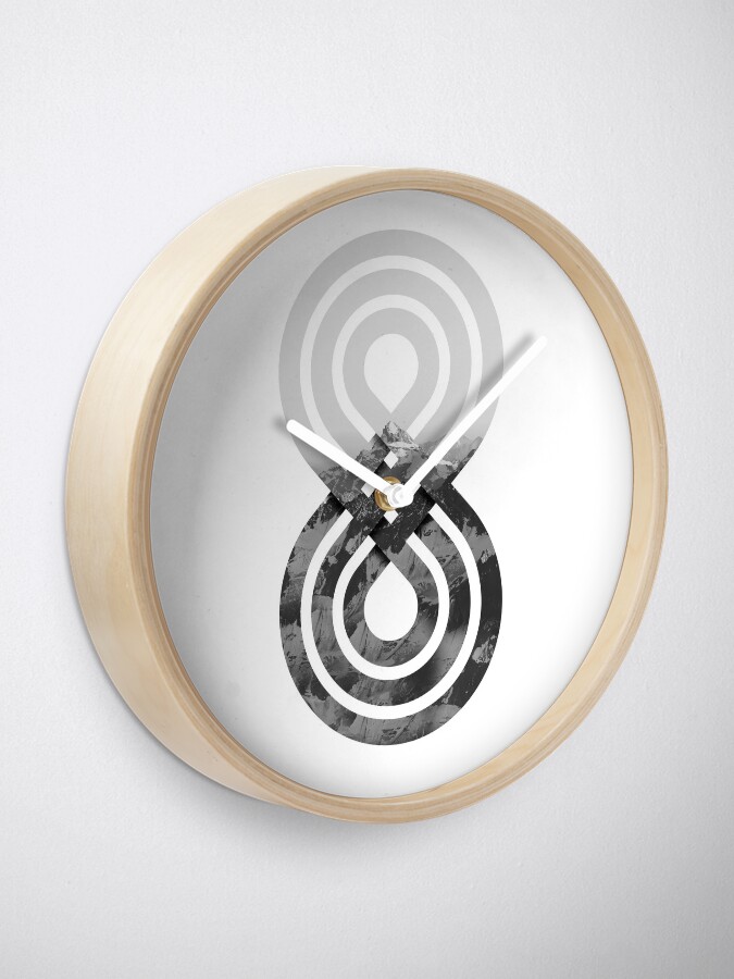Alternate view of Nature's knot Clock