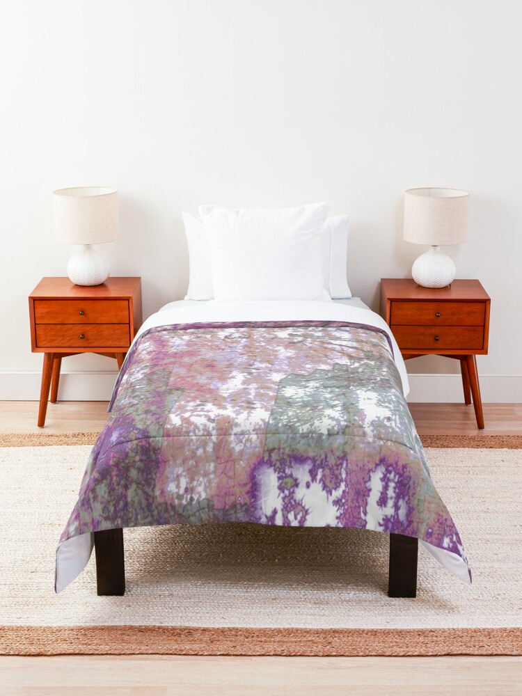 Alternate view of Mauve Grunge Crackle Comforter