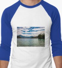 Panorama of Bled (Slovenja) Men's Baseball ¾ T-Shirt