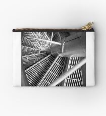 Raster Studio Clutch