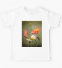 Vintage poppies Kids Tee