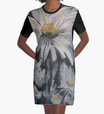Daisies Graphic T-Shirt Dress