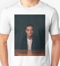rami malek Unisex T-Shirt