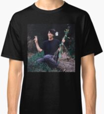 young keanu reeves Classic T-Shirt