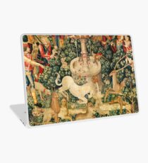 UNICORN IS FOUND / Fountain,Other Animals,Green Floral Laptop Skin