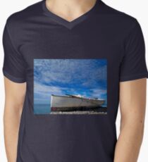Grounded On Monmouth Beach - Lyme Regis Men's V-Neck T-Shirt
