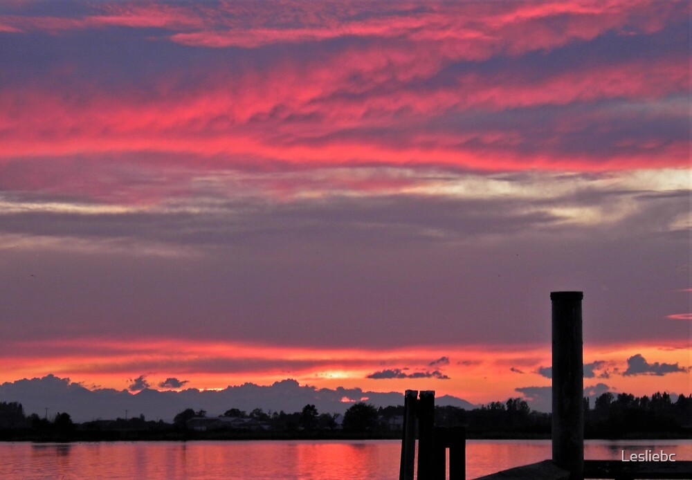 "Saturday Sunset" by Lesliebc | Redbubble
