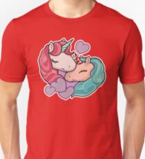 Loving Unicorn Family Unisex T-Shirt