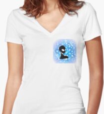Alien Women's Fitted V-Neck T-Shirt