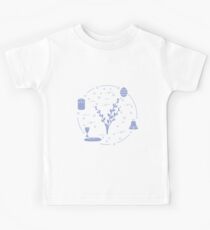Easter cake, willow branches, bell, bowl, egg. Kids Tee