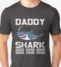 Men Daddy Shark T-Shirt Doo Doo Doo The Shark Family Apparel Unisex T-Shirt
