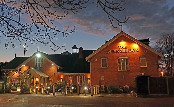 The Springbrook pub, Stockport Road, Grappenhall, South Warrington, Cheshire,  WA4 2WA at dusk