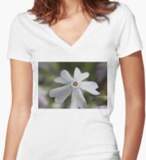 White Flower Close Up Women's Fitted V-Neck T-Shirt