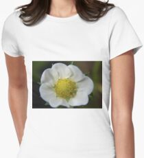 White Flower Close Up Women's Fitted T-Shirt