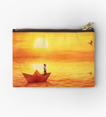 Papierschiffchen Studio Clutch