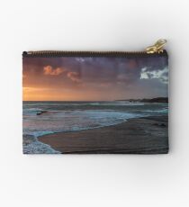 Backbeach 1 Studio Pouch
