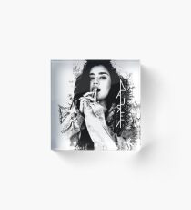 Bloque acrílico Lauren Jauregui logotipo blanco y negro