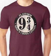 Platform 9 And 3 Quarters Distressed Variant Unisex T-Shirt