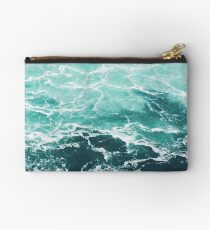 Blauer Ozean Sommer Strand Wellen Studio Clutch
