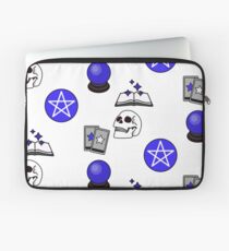 FORTUNE TELLLER Laptop Sleeve