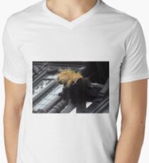 Donald Trump Visits Chester Men's V-Neck T-Shirt