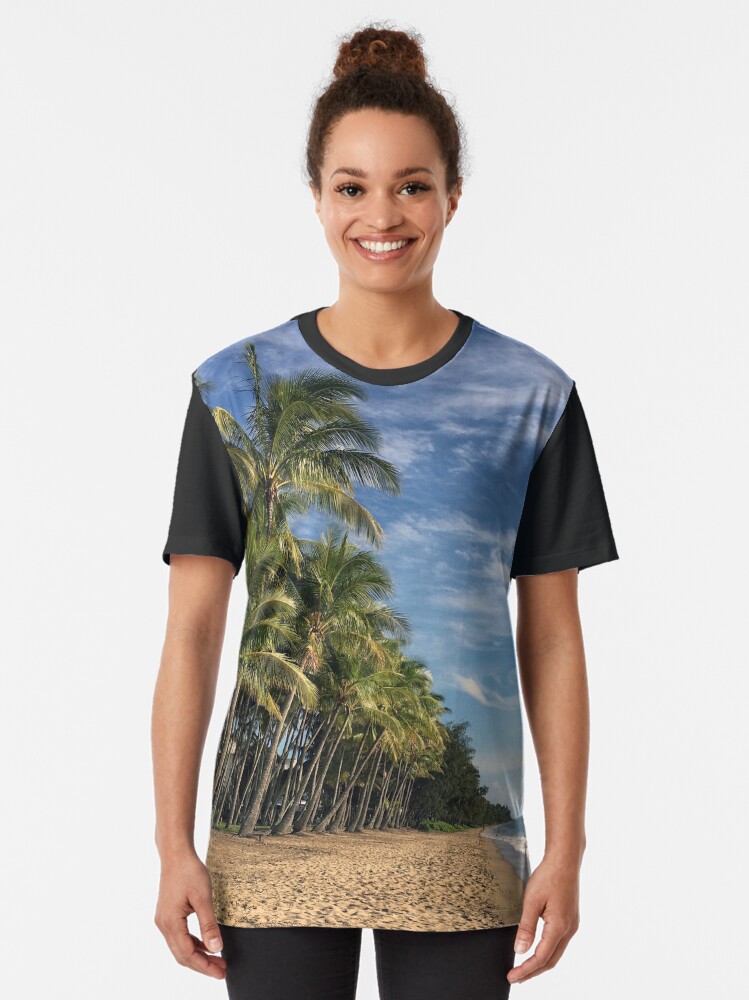 Alternate view of Palm Cove Beach, a strong and beautiful image Graphic T-Shirt