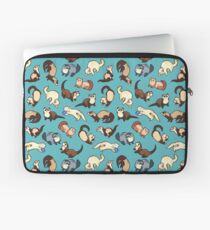 cat snakes in blue Laptop Sleeve