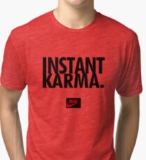 Sofortiges Karma Vintage T-Shirt