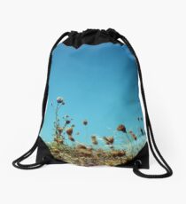 feel the warmth on your shoulders Drawstring Bag