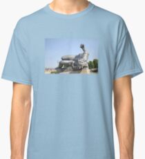 SCULPTURE IN THE JARDIN desTUILERIES, PARIS Classic T-Shirt