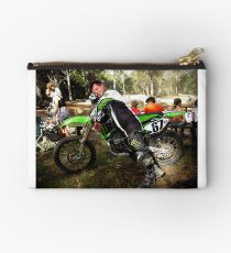 Man, that was a hard race. Studio Pouch