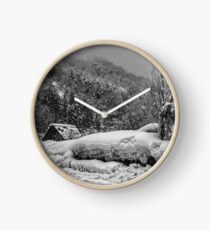 Snowstorm Clock