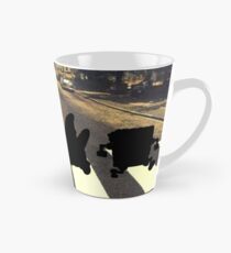 Taza cónica Estilo de Bob Esponja de Abbey Road (versión Silhouette)