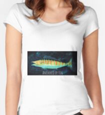 Verankert von Fin Tailliertes Rundhals-Shirt