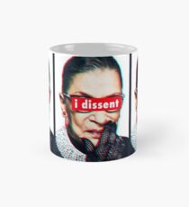 Taza clásica Ruth Bader Ginsburg disiento 3d