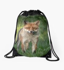 Alert red fox Drawstring Bag