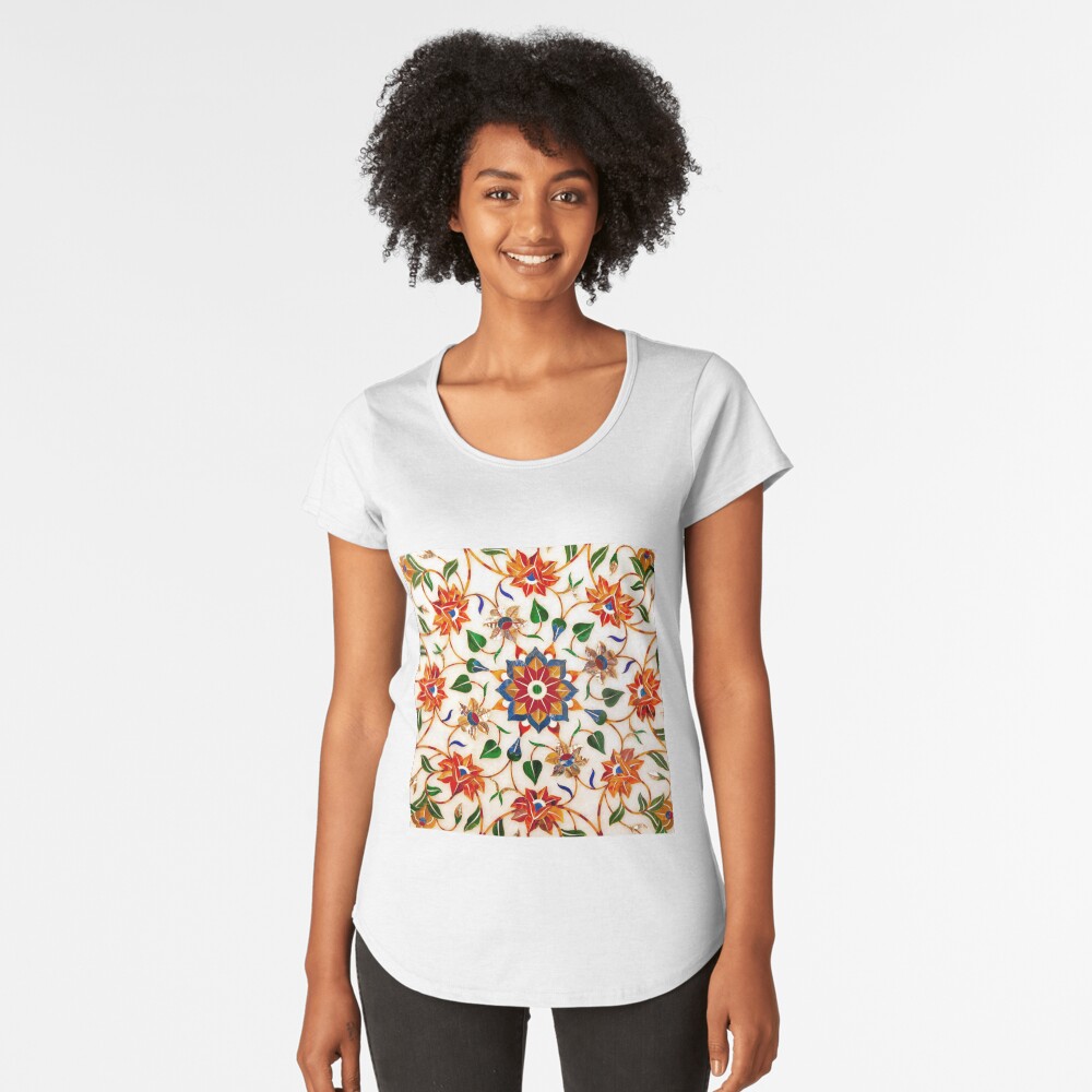 Diseño Floral Taj Mahal Camiseta premium de cuello ancho