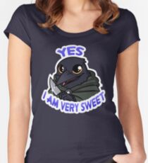 Camiseta entallada de cuello ancho Rol Crítico - ¡Sí, soy muy Dulce!