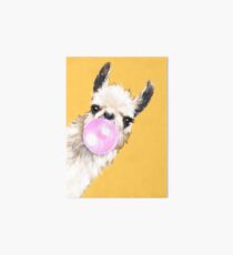 Bubble Gum Sneaky Lama in Senfgelb Galeriedruck
