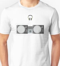 Turntablist Essential Unisex T-Shirt