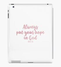 Vinilo o funda para iPad Cita cristiana - acuarela femenina rosada